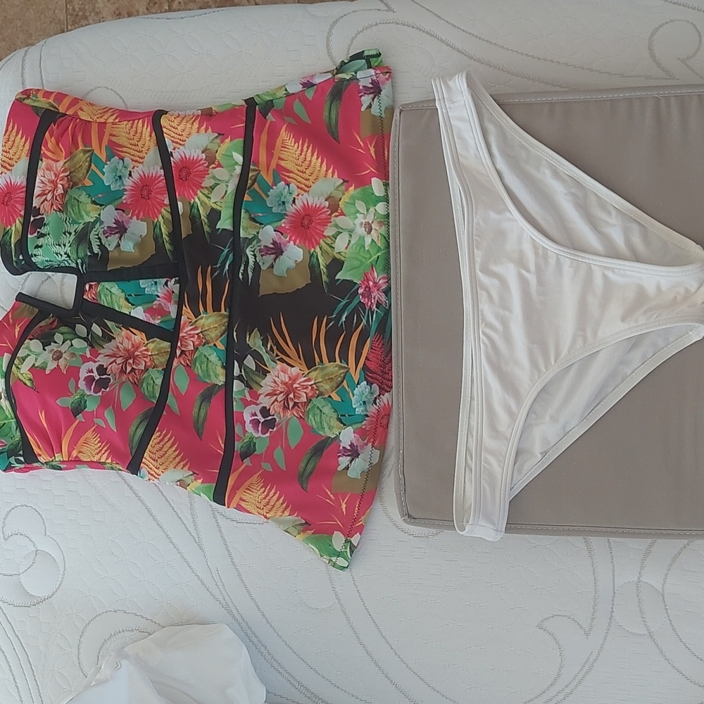 Bathing suit 2 piece, size L/12